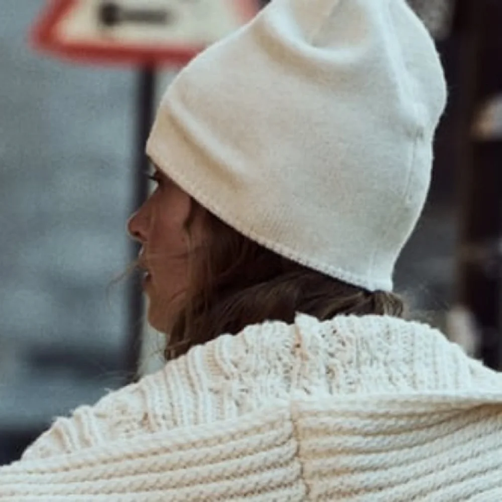 NWOT. Zara Cream Wool Blend Fine Knit Beanie.
